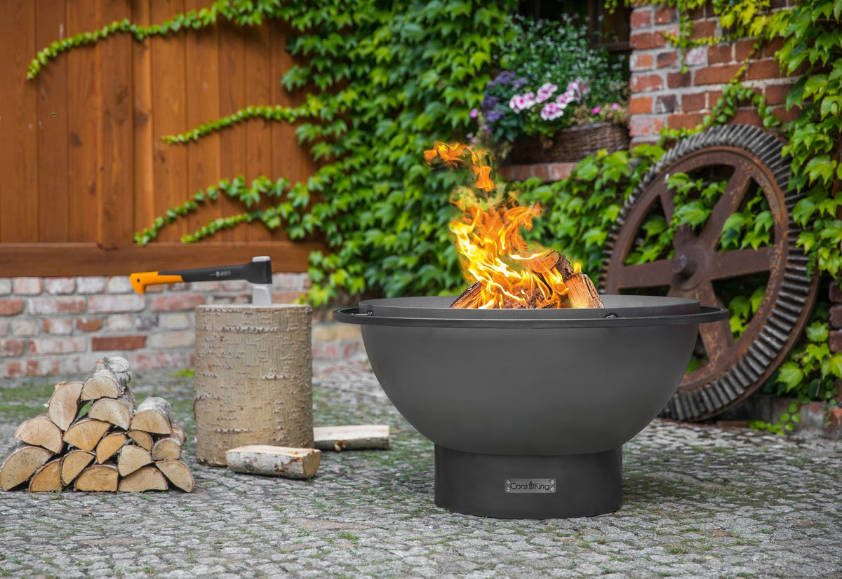 Cook King FAT BOY – Brasero en acier Ø 85 cm — mise en situation