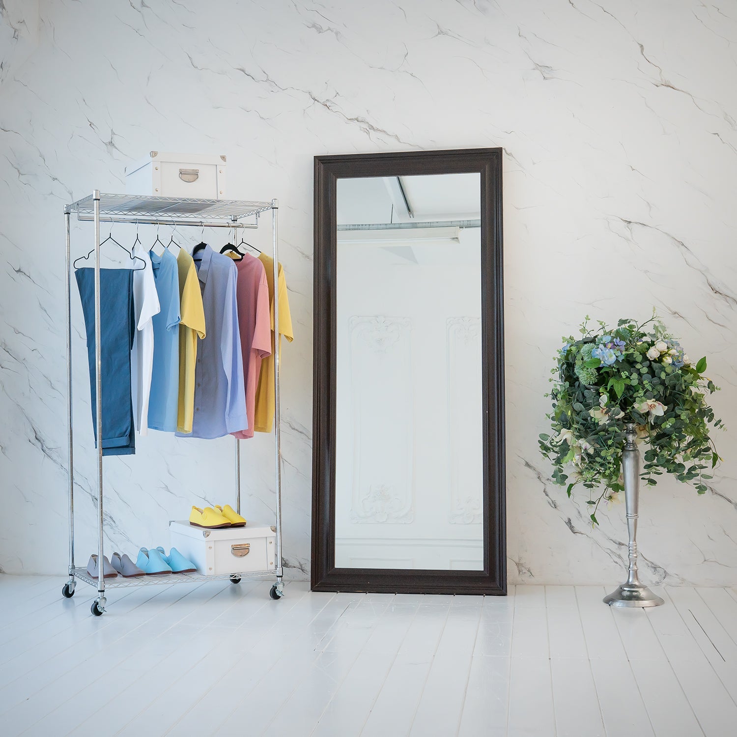 Armoire sur Roues, Tringle à Vêtements Robuste avec 2 Etagères, Portant à Vêtements, art moon Buffalo, 6