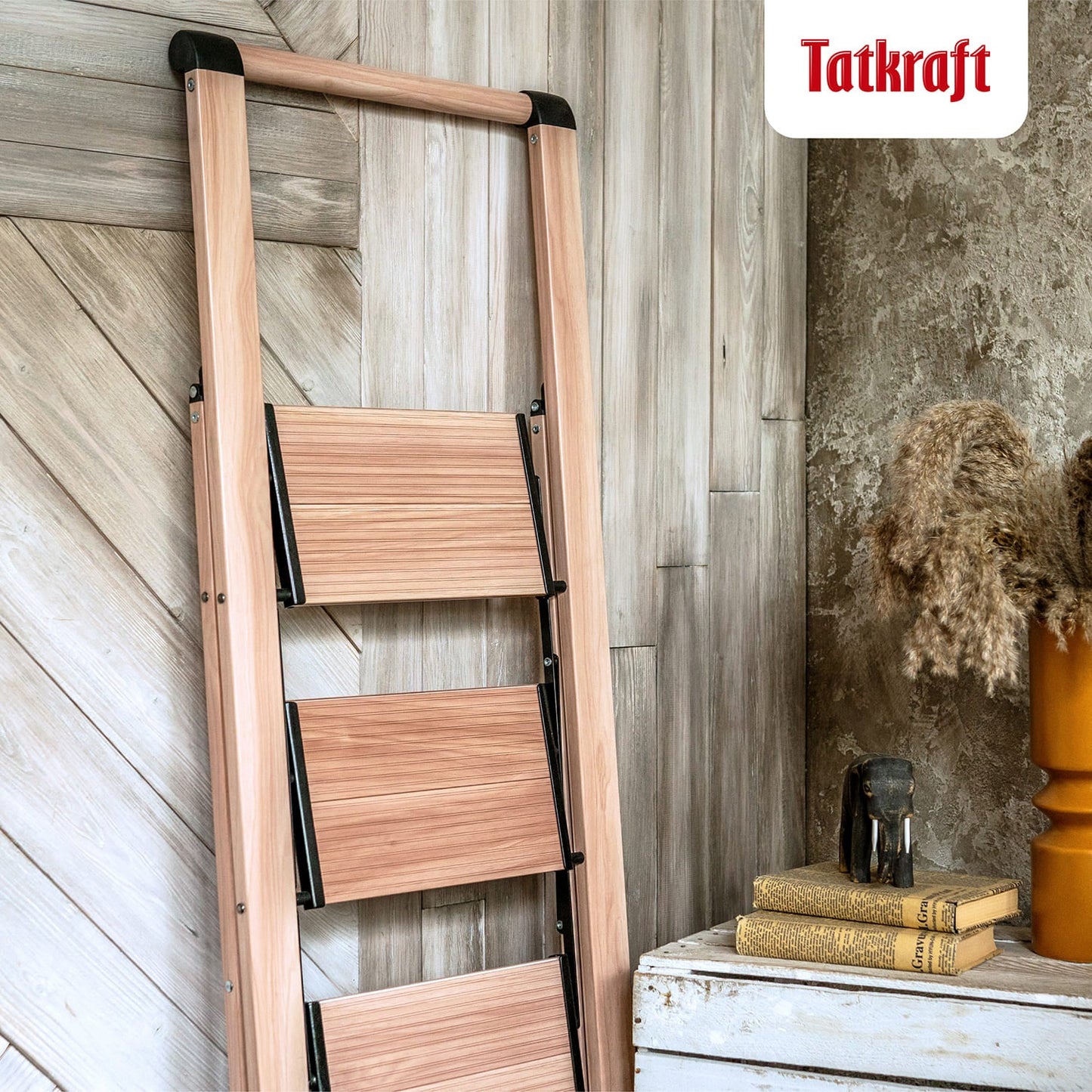 Tatkraft Up - Escabeau Domestique en Aluminium Pliant Ultra Léger, Escabeau compact, plié seulement 4,5 cm